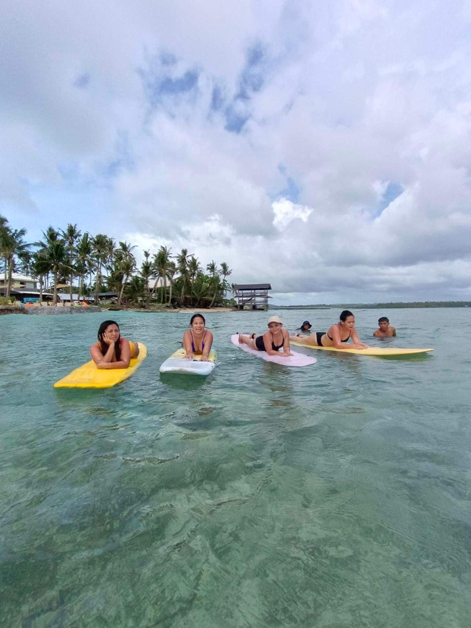 Daltans Home Stay Siargao Генерал-Луна Экстерьер фото